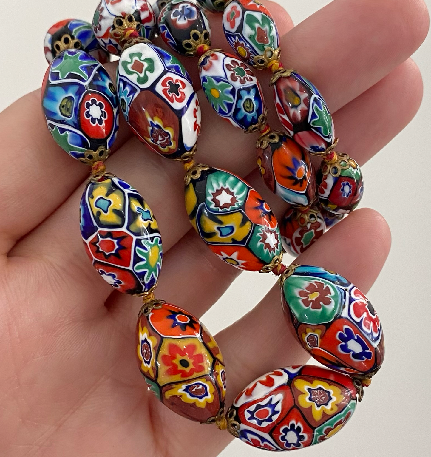 Vintage Venetian Murano Millefiori Oval Graduated Glass Bead Necklace